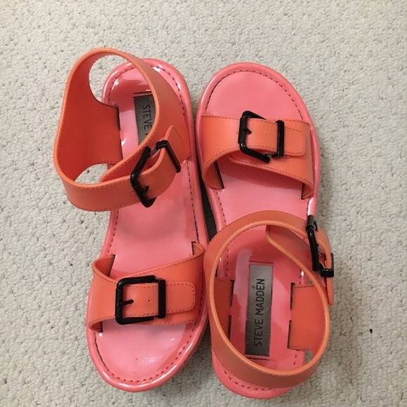 STEVE MADDEN Coral Platform Shoes - Picture 2 of 5